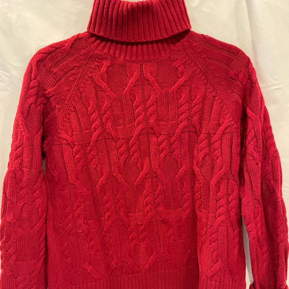 Brooks Brothers Women’s Red Cable Knit TurtleNeck (Size S)
